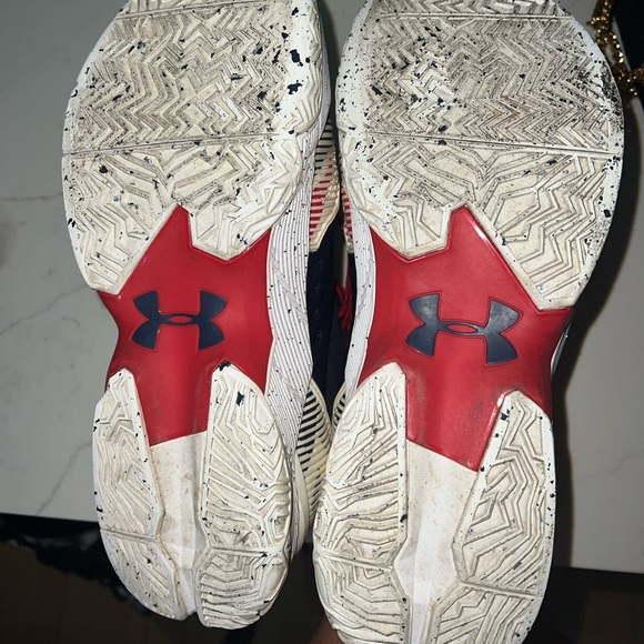 COPY - Used onclouds and under armor curry’s - Picture 2 of 3